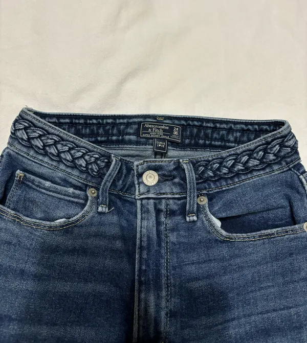 Abercrombie High-Rise Super Skinny Jeans - Image 5