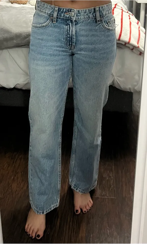 ZARA Low-Rise Jeans - Image 4