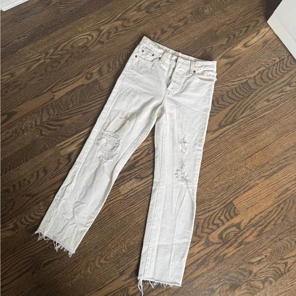 Levi’s high waisted white wedgie straight leg raw hem button fly jean pants 26 - Image 4