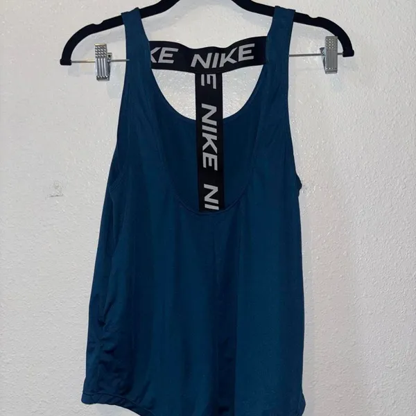Nike Women's Blue and Navy Vest - Image 2