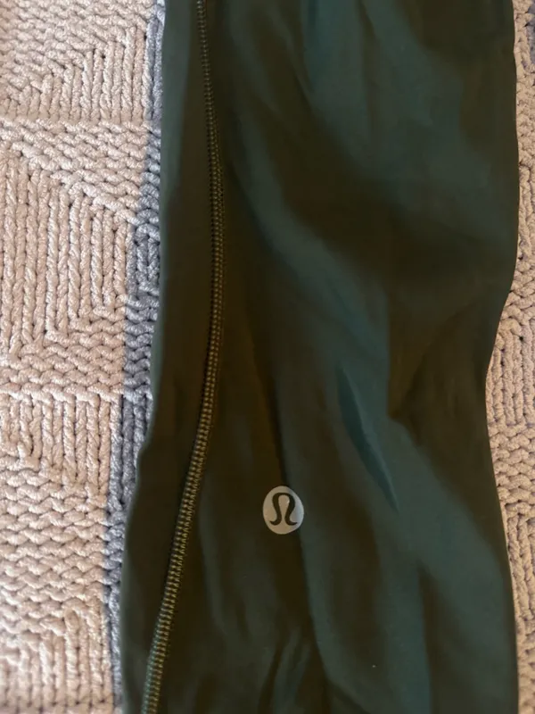Lululemon Leggings - Image 4