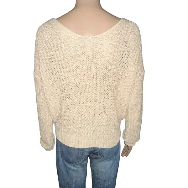 Moon & Madison V neck buttoned cardigan sweater - Image 3