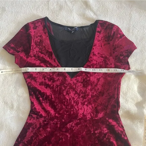 One Clothing Crushed Velvet Maroon Dress with Black Mesh Chest size S - Image 5