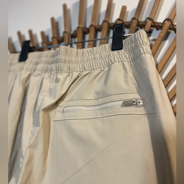 Athleta Women’s Beige Cascade Cargo Poplin Cinch Pants Gorpcore Outdoors Sporty - Image 10