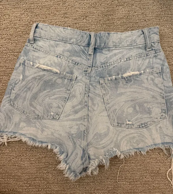 ZARA Jean Shorts High-Waisted - Image 2