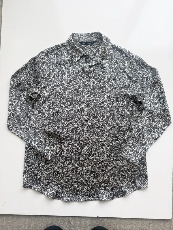 Zara Satin Paisley Button Up Shirt Size Medium - Cream and Black - Image 2