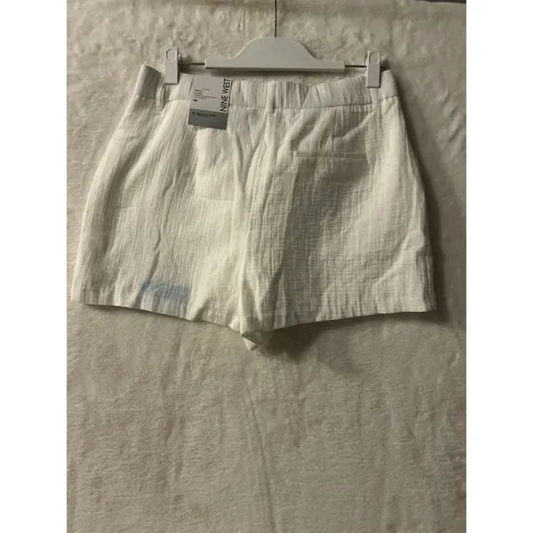 Nine‎ West Shorts Womens Medium M White High Rise Pleated Textured Cotton NWT - Image 4