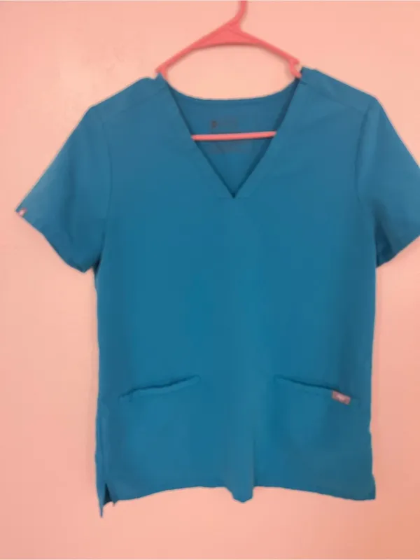 Blue FIGS Casma Scrub Top featuring a classic V-neck size XS - Image 2