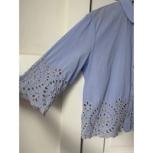 Chelsea & Theodore Light Blue Eyelet Embroidered Cotton Button Up Shirt M - Image 13