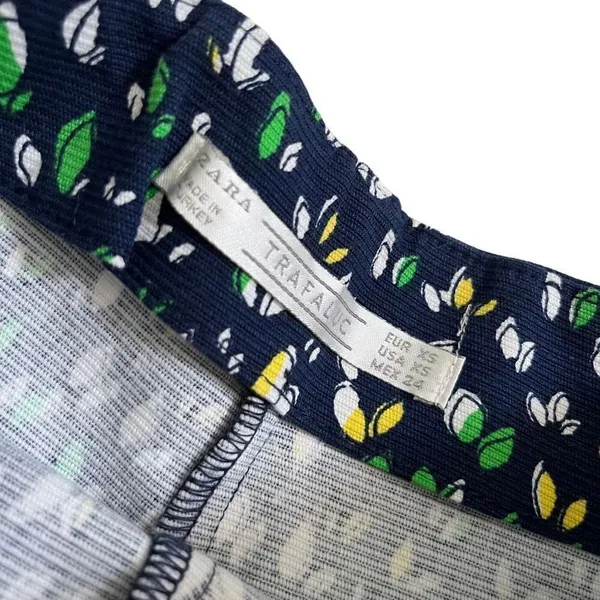 Zara Shorts Navy blue‎ - Image 3