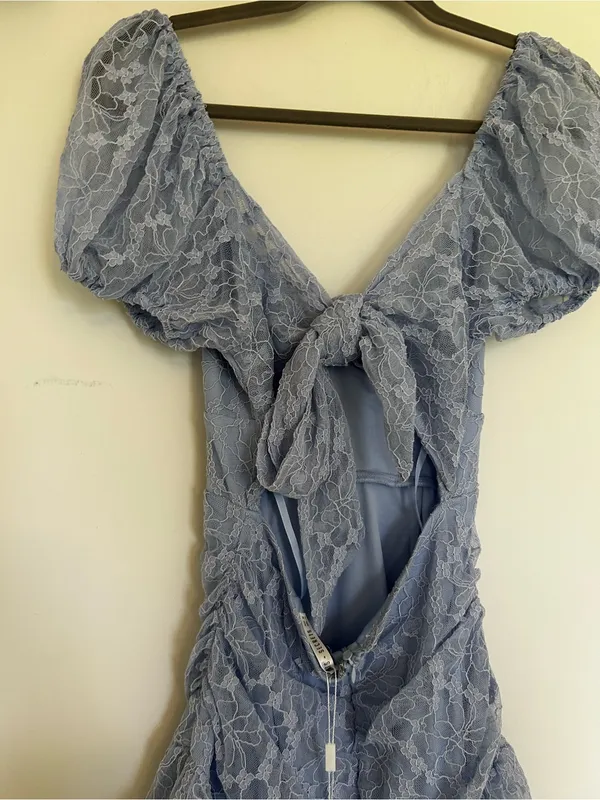NWT Saints + Secrets Baby Blue Lace Puff Sleeve Off Shoulder Mini Dress‎ Small - Image 5