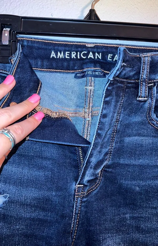 American Eagle Outfitters Skinnies - Image 2