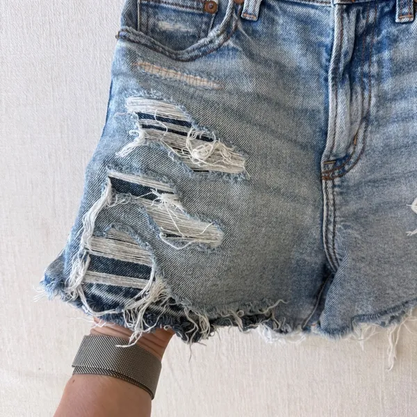 American Eagle 90s Boyfriend Shorts 000 Blue Distressed Highest Rise‎ Denim - Image 9