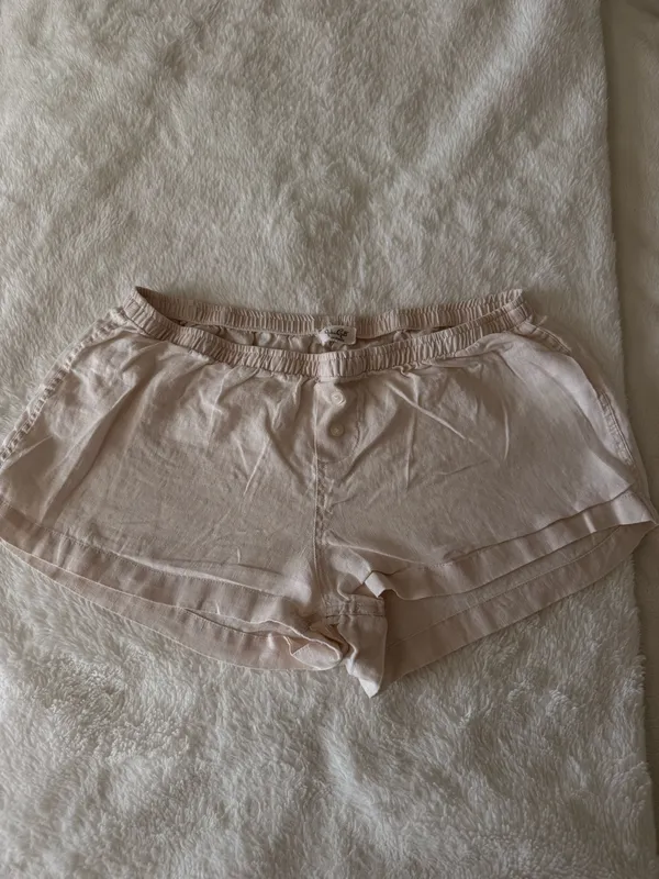 Brandy Melville Light Pink Linen Mini Shorts - Image 2