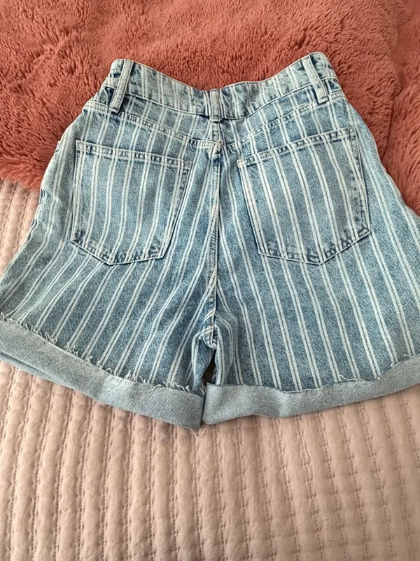 Free People Blue and White Striped Denim Shorts - Image 3