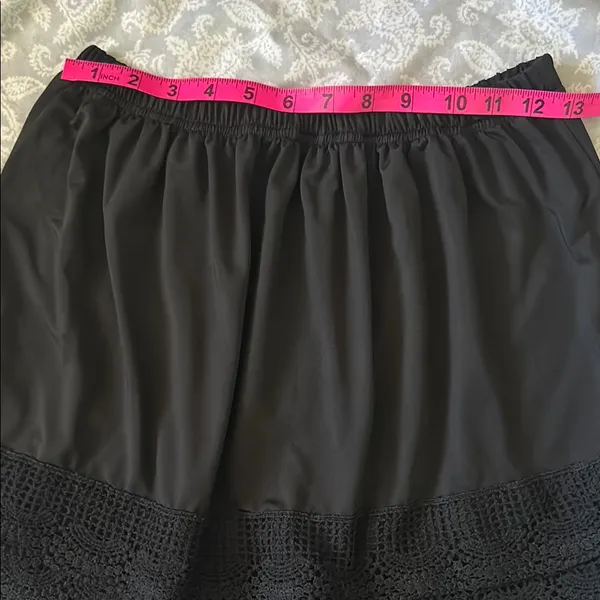 Elegant Black Lace Trim Mini Skirt - Image 5