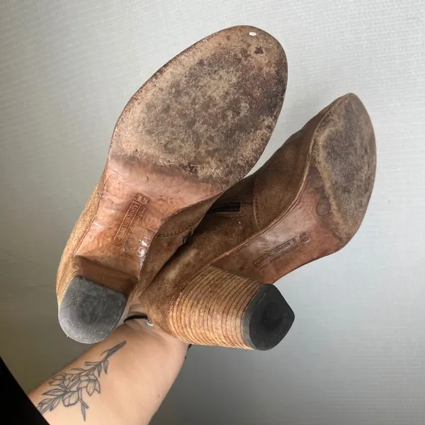Alberto Fermani Brown Suede Ankle Boots Made in Italy Size 39 Block Heel Bootie - Image 5