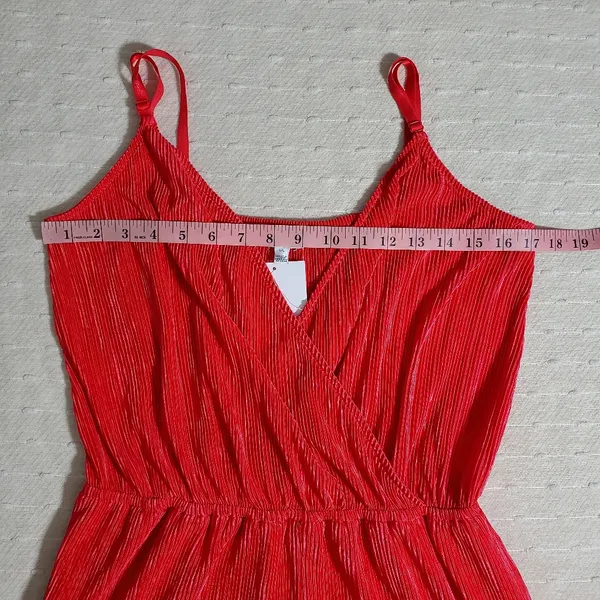 Love,Fire‎ Vibrant Red Pleated Wide-Leg Jumpsuit Sleeveless Size L NEW - Image 7