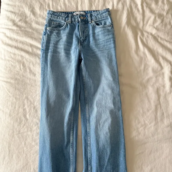 ZARA High-Rise Straight Leg Jeans - Image 2