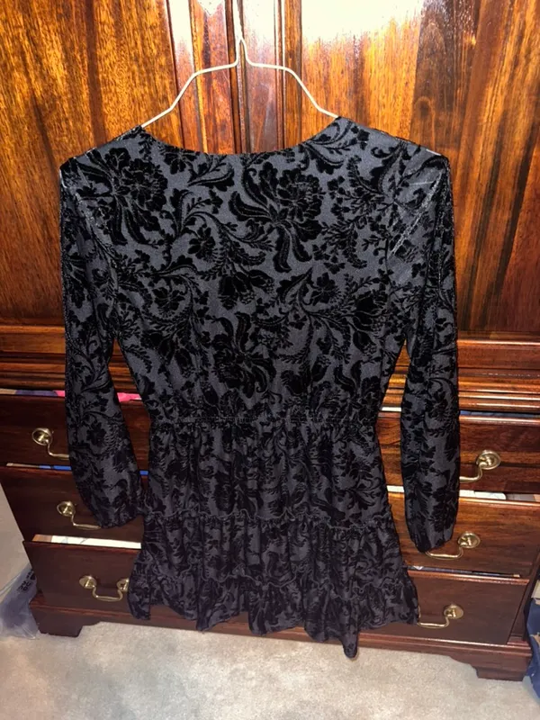 City Studio Black Long Sleeve Velvet Dress - Image 3