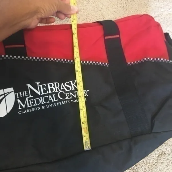 Nebraska Medical Center vintage duffle bag - Image 4