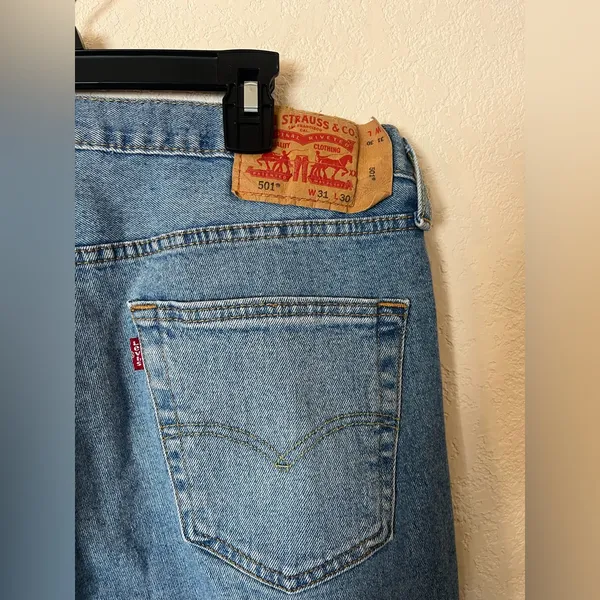 Levi 501 Jeans - Image 3
