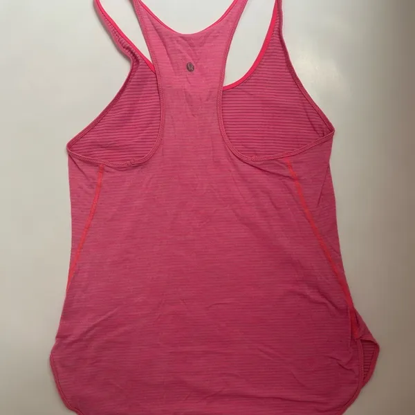 Lululemon Muscle Tank Sz 8 - Image 3
