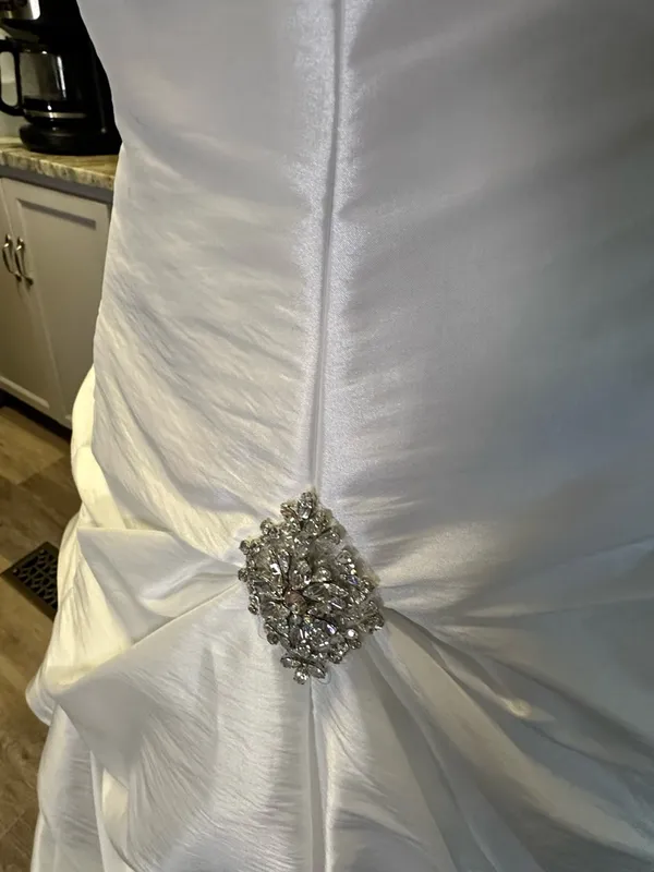 Ivory Satin Strapless Wedding Gown with Rhinestone Brooch - Image 3