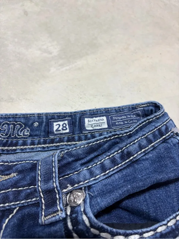 Miss me boyfriend capri jeans bejeweled pockets 28 - Image 4
