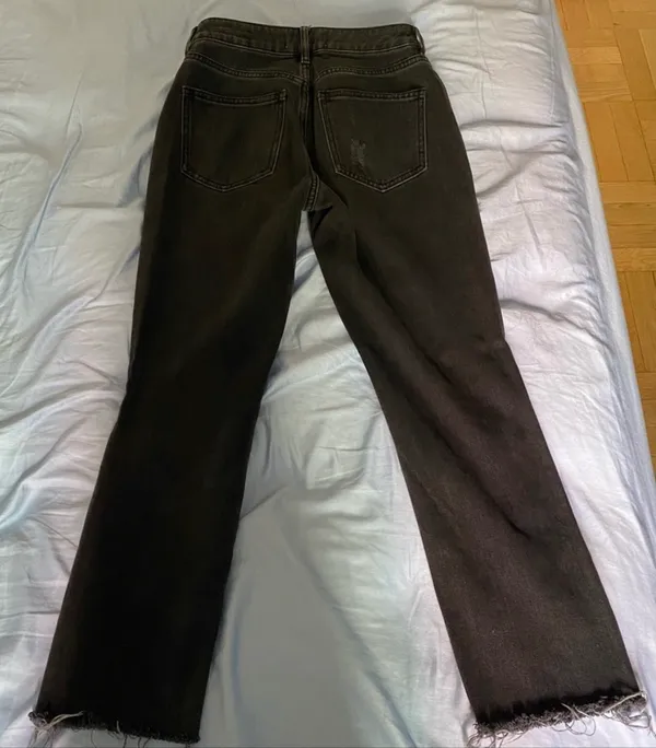 PacSun Black Distressed Mom Jeans - Image 4