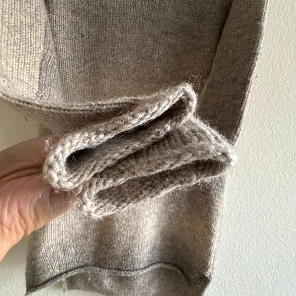 Wilfred Aritzia Alpaca blend Cowl Neck Oversized Ombre Beige Grey Sweater Small - Image 4