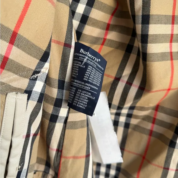 Burberry Vintage Beige Trench Coat size M - Image 3