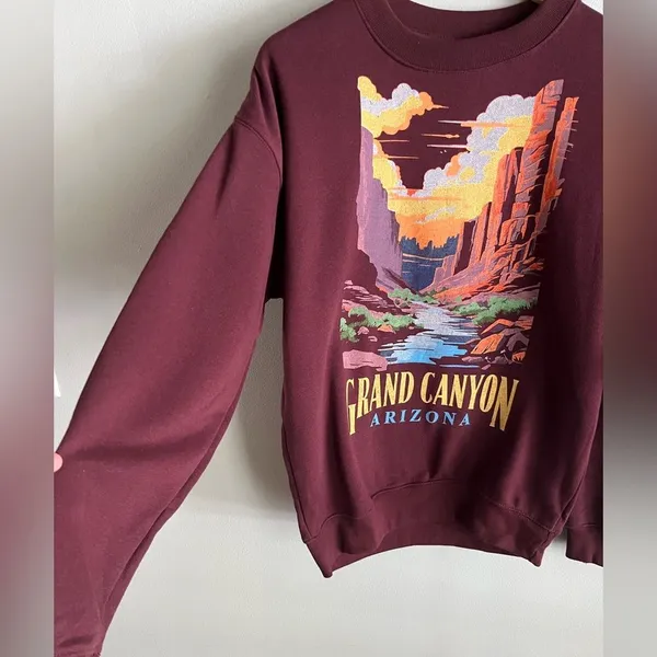 Grand Canyon Arizona Graphic Sweatshirt Desert Western Canyon NWT Small - Image 2