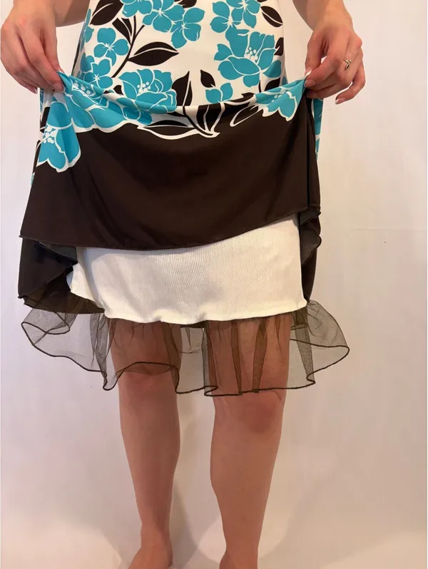 Polka Dot White Brown and Blue Floral Knee Length Y2K Dress - Image 3