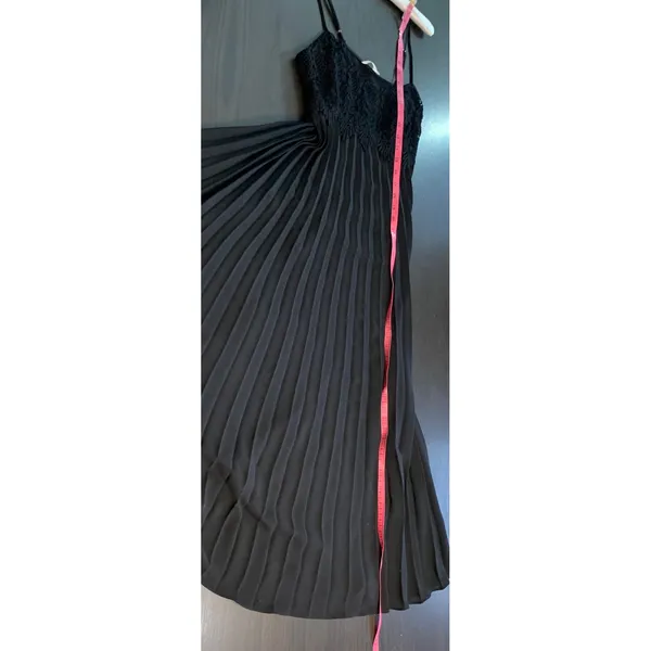 Flora Black Crochet Lace Pleated Long Dress Womens‎ Medium Adjustable Straps LBD - Image 10