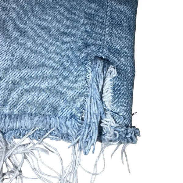 American Eagle Strigid 6” High Waisted Relaxed Denim Cutoff Jean Shorts size 8 - Image 2