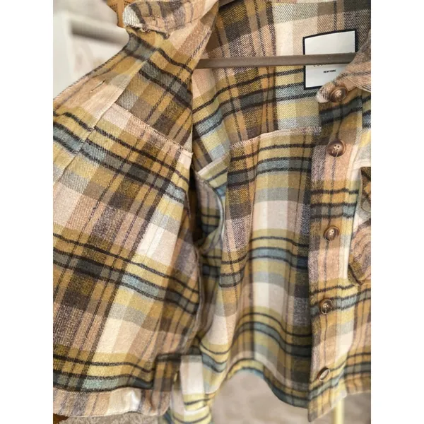 Bagatelle‎ Collection Cropped Plaid Shacket Yellow Blue XL Quiet Luxury Earthy - Image 4