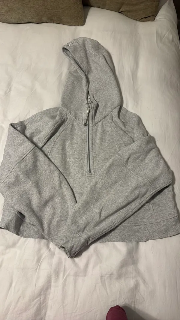 Lululemon Scuba Hoodie - Image 3