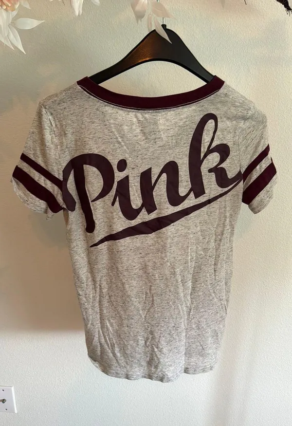 Victoria's Secret PINK Heather Gray Logo Tee shirt Size XS - Image 2