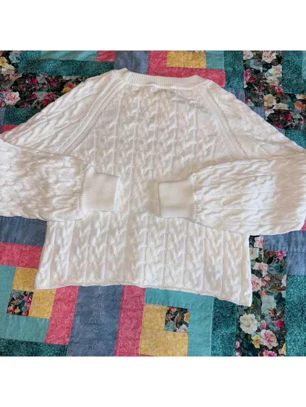 J.Crew Women's S White Cable Knit Cozy Outdoor Sweater Size Small Crewneck - Image 4