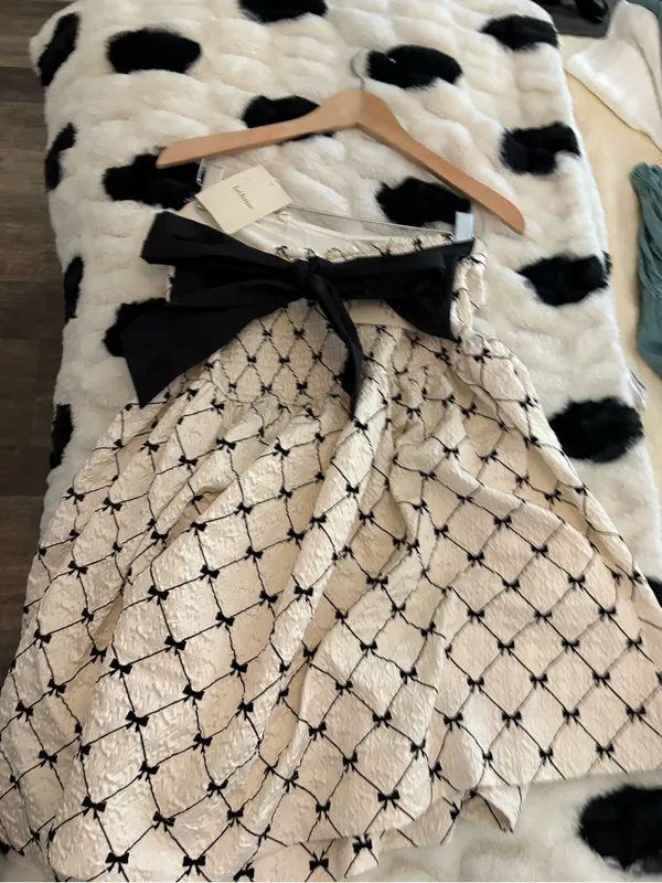 bohme Strapless Cream Dress with Black Bow Grid - Image 2