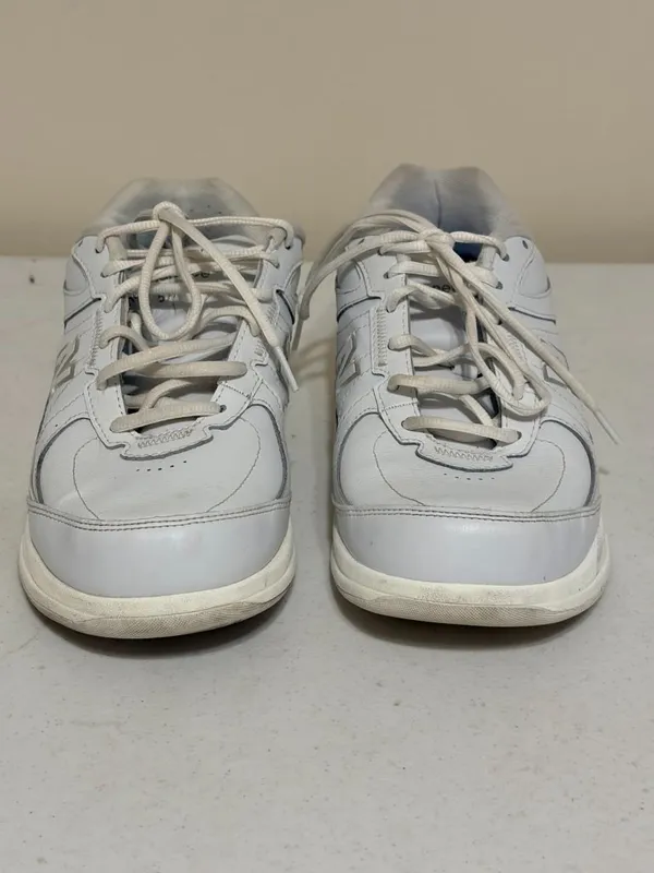 Women's New Balance 577 White Leather Walking Shoes Lace-Up Size 10 2E Wide - Image 2
