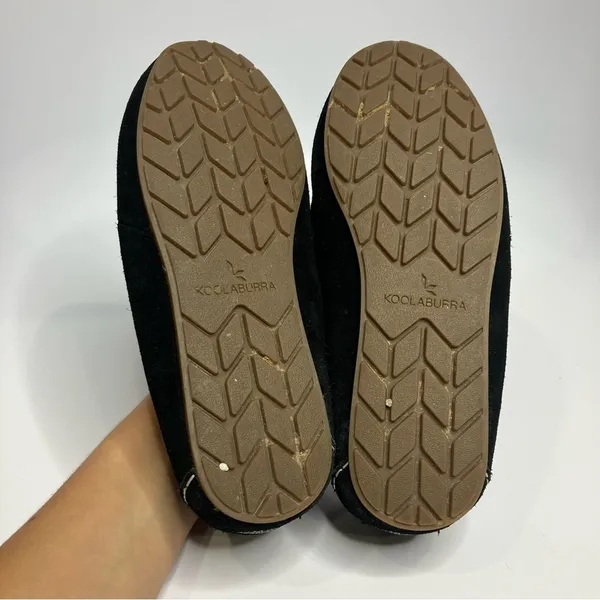 Koolaburra‎ black shearling lined slippers size 7 - Image 6