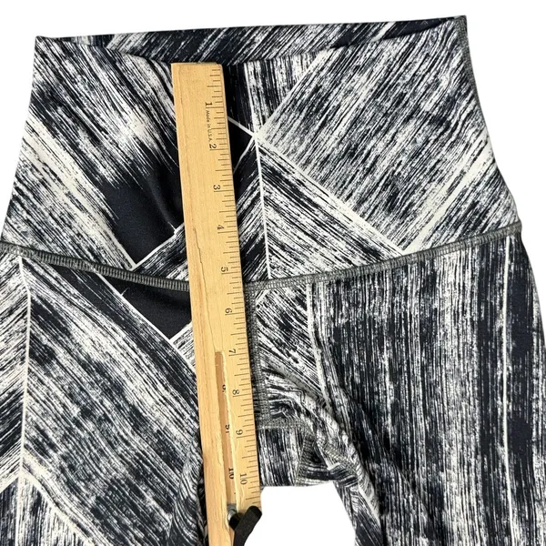 Lululemon Wunder Under Heat Wave White Black Mid Rise Athletic Leggings size S - Image 6