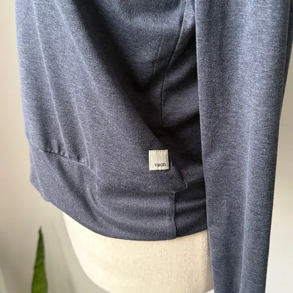 Vuori Lightweight Crewneck Sweatshirt in Charcoal - Image 2