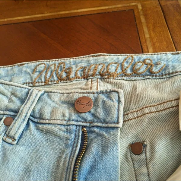 Wrangler High Rise Flare Bell bottom Jeans Size 26" X 32"RN 130273 CA 55394 - Image 11