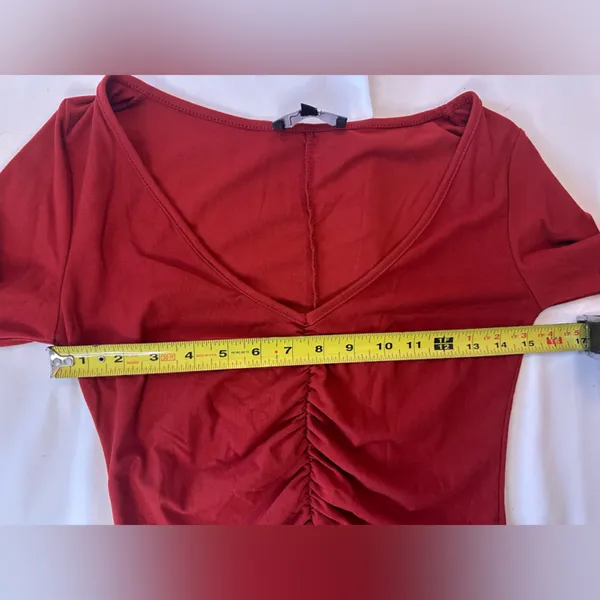 Lulus Long Sleeve Ruched Crop Top Women’s Size Small - Image 2