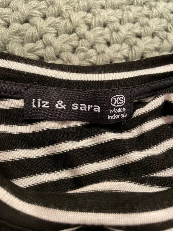 Black Striped Crop Top Size XS - Image 3