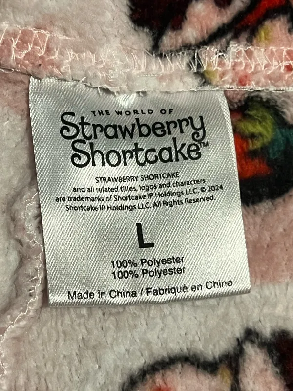 Womens large Strawberry Shortcake Plush Lounge/Sleep Shorts - Image 5