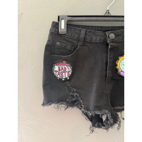 Killstar Womens‎ Black Distressed Witchy Patch Denim Shorts High Rise Small - Image 2